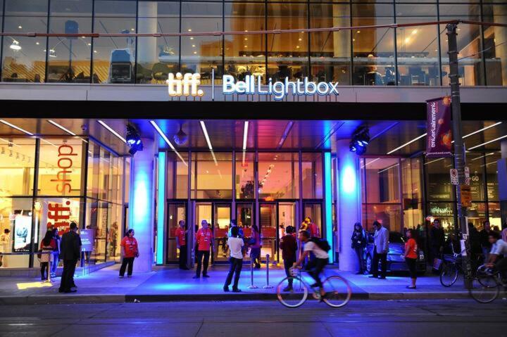 Front Street Suites Toronto Extérieur photo